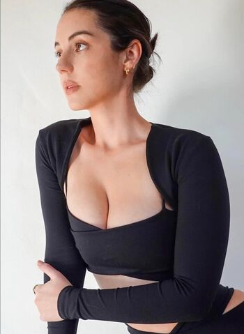 Adelaide Kane