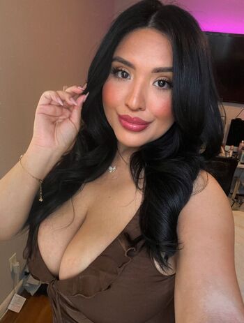 Adriannaledesma