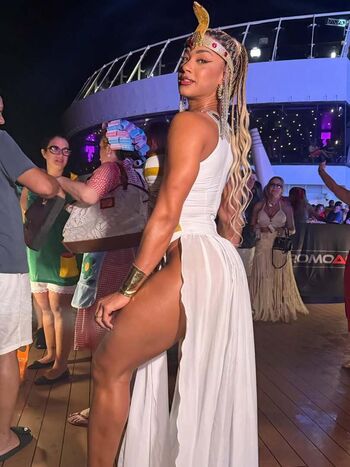 Full leaked Aline patriarca private onlyfans photo