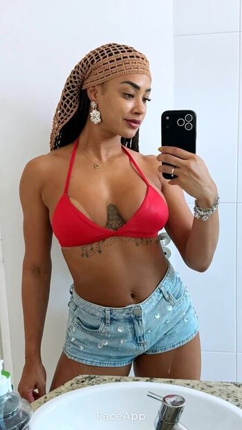 Aline Patriarca