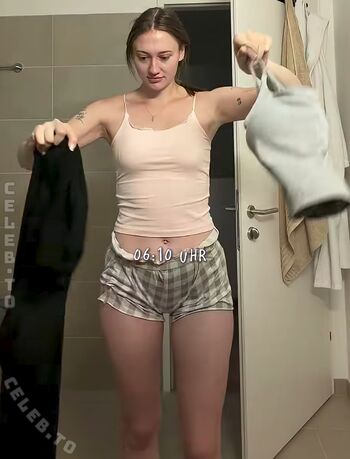 Full leaked Aline xue private onlyfans photo