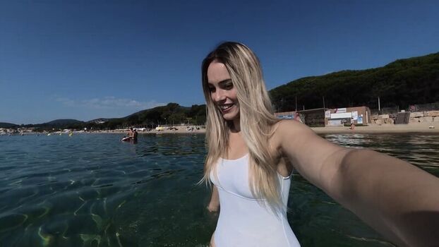 Full leaked Ame in a van private onlyfans photo