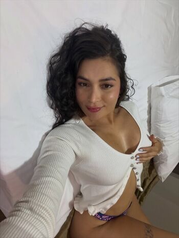 Full leaked Angiesuz private onlyfans photo