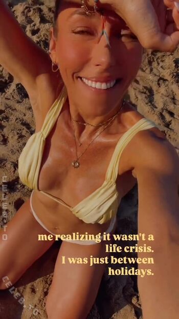 Full leaked Annemarie carpendale page private onlyfans photo