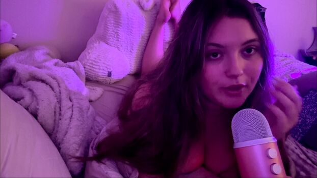 Asmr In The Pose