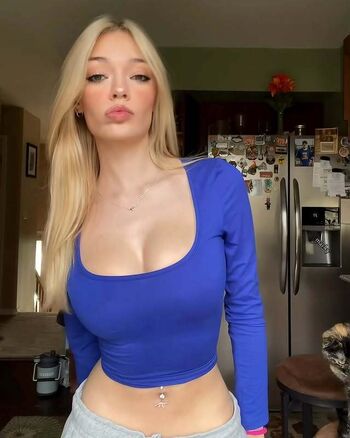 Full leaked Alica schmidt/ private onlyfans photo