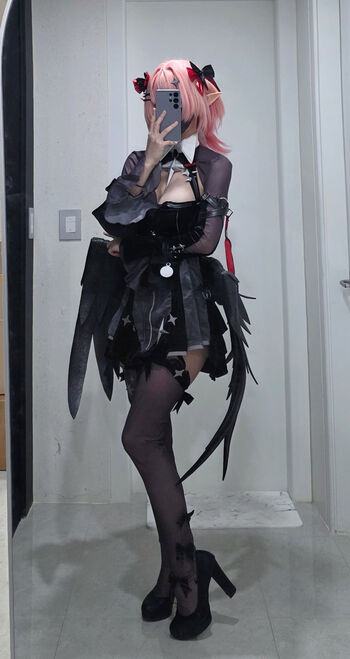 Full leaked Aria star/ private onlyfans photo