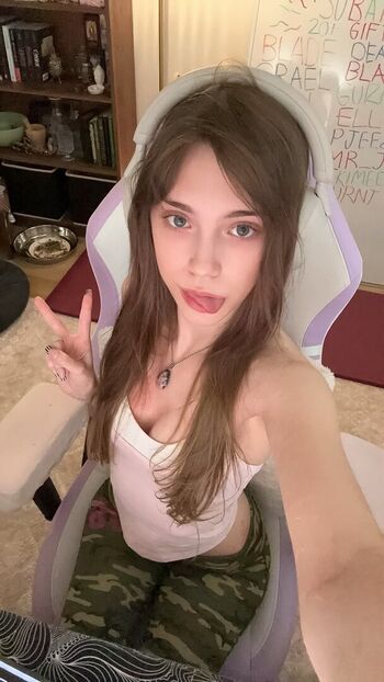 BunnyGirlBree