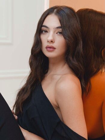 Deva Cassel