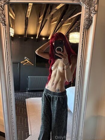 Full leaked Ellesaurus  page private onlyfans photo