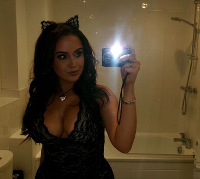 ellie_wignallx