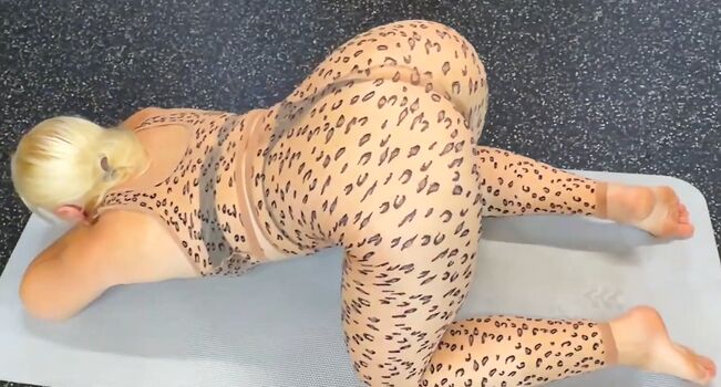 Flexible Beauties