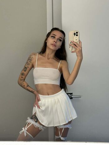 Full leaked Fox alina private onlyfans photo
