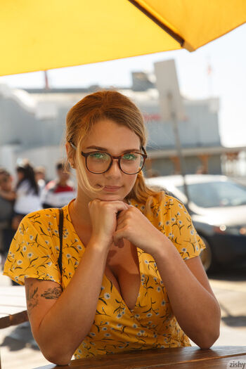Full leaked Gabbie carter private onlyfans photo