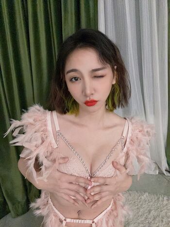 Full leaked Inshy private onlyfans photo