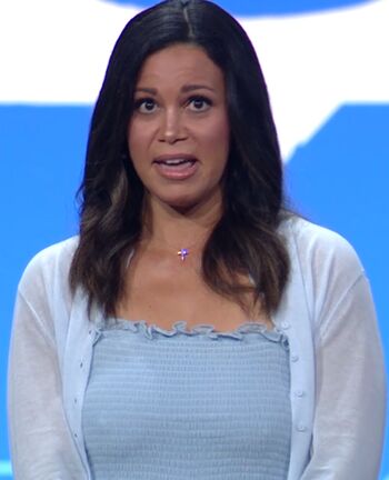 Johanna Faries