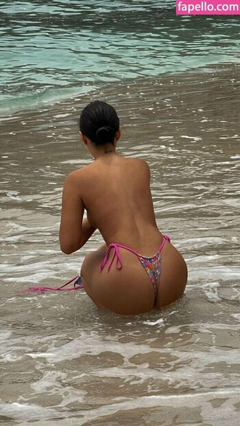 Julia Kelly