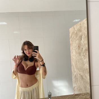 Full leaked Ava cable/ private onlyfans photo