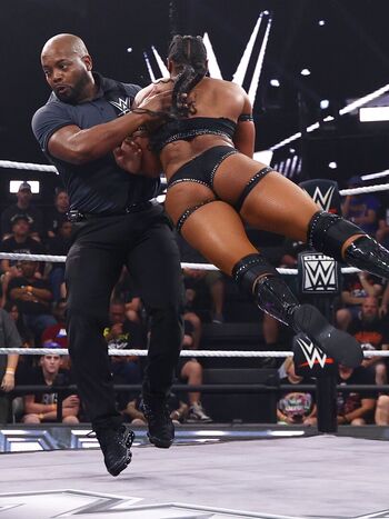Kali Armstrong WWE