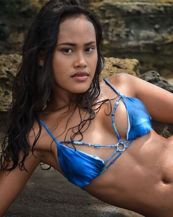 Kiana.pix