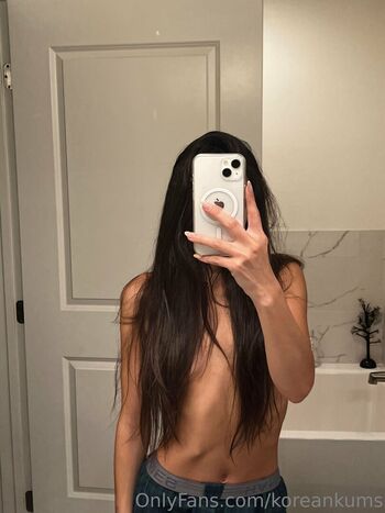 Full leaked Koreankums private onlyfans photo