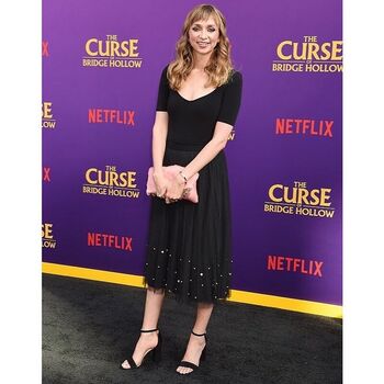 Full leaked Lauren lapkus page private onlyfans photo