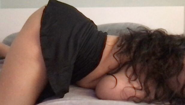 Full leaked Lebnaniyyaa page private onlyfans photo