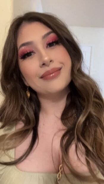 Full leaked Ledyym private onlyfans photo