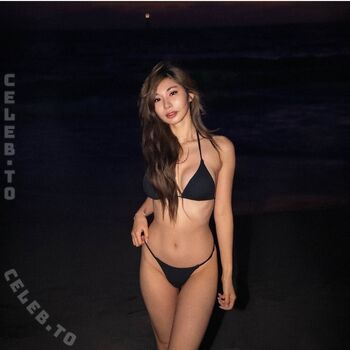 Full leaked Leena xu private onlyfans photo