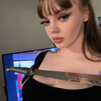Full leaked Lil strawbs page private onlyfans photo