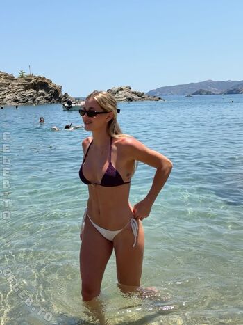 Full leaked Lily bowman page private onlyfans photo