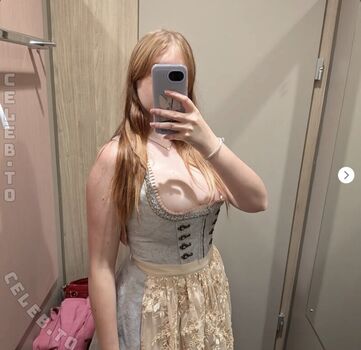 Full leaked Lina sophie private onlyfans photo