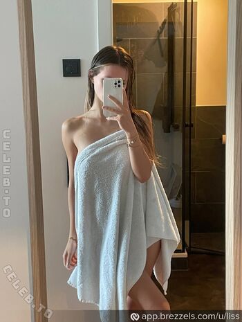 Full leaked Liss thl page private onlyfans photo