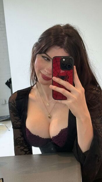 Full leaked Liv littlelivbug private onlyfans photo