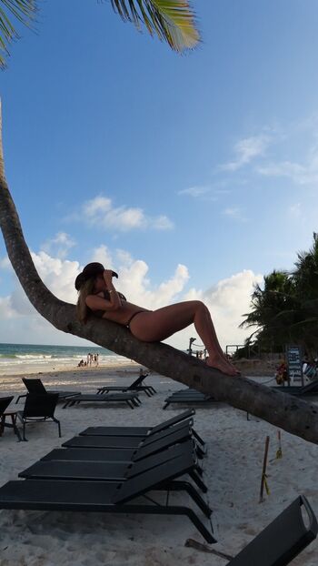 Full leaked Lizeth miranda page private onlyfans photo