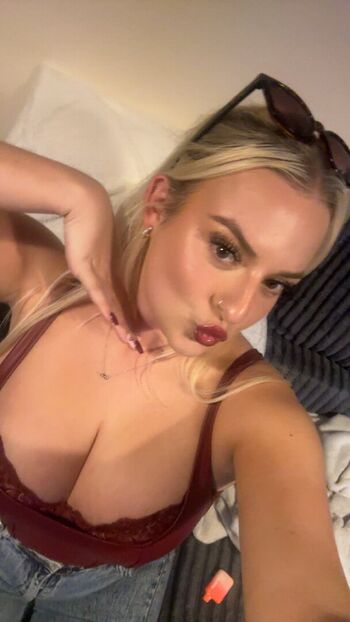Full leaked Lnrclr private onlyfans photo