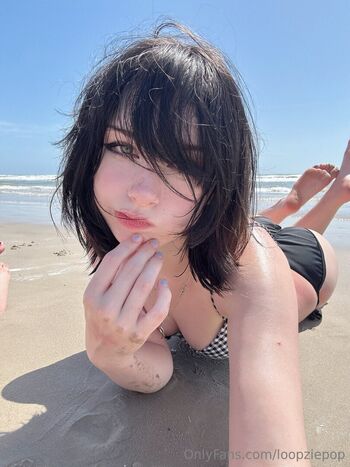 Full leaked Loopziepop  page private onlyfans photo