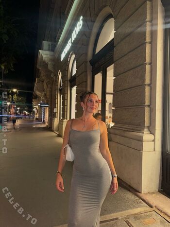 Full leaked Lotti aisha greinwald private onlyfans photo