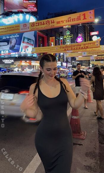 Full leaked Lotti aisha greinwald private onlyfans photo