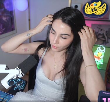 Full leaked Midna private onlyfans photo