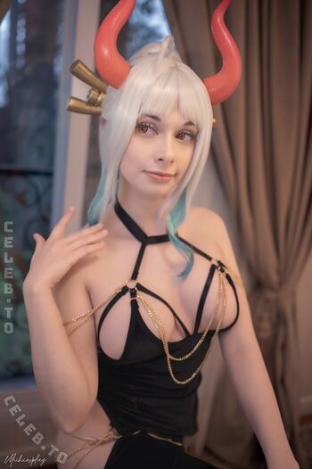 Miih Cosplay