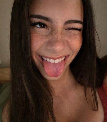 Mikayla Campinos