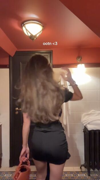 Full leaked Nathalie lok private onlyfans photo
