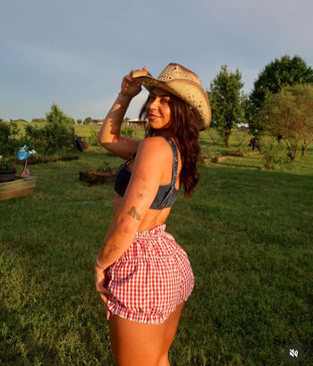 nikkidoyon