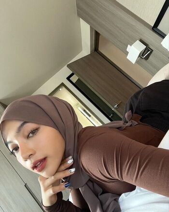 Full leaked Oklinfia private onlyfans photo