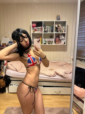 Full leaked Qkuros private onlyfans photo