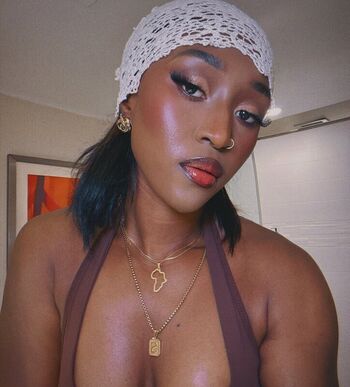 Full leaked Queen aminata private onlyfans photo