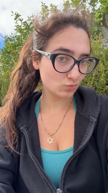 qveenjulia