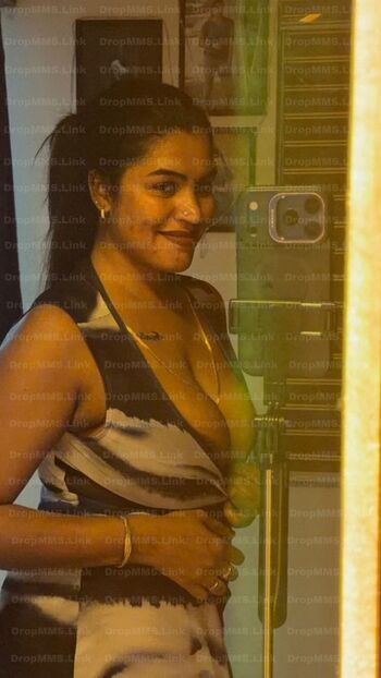 Full leaked Reshma rechu private onlyfans photo