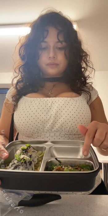Full leaked Roxy mya private onlyfans photo